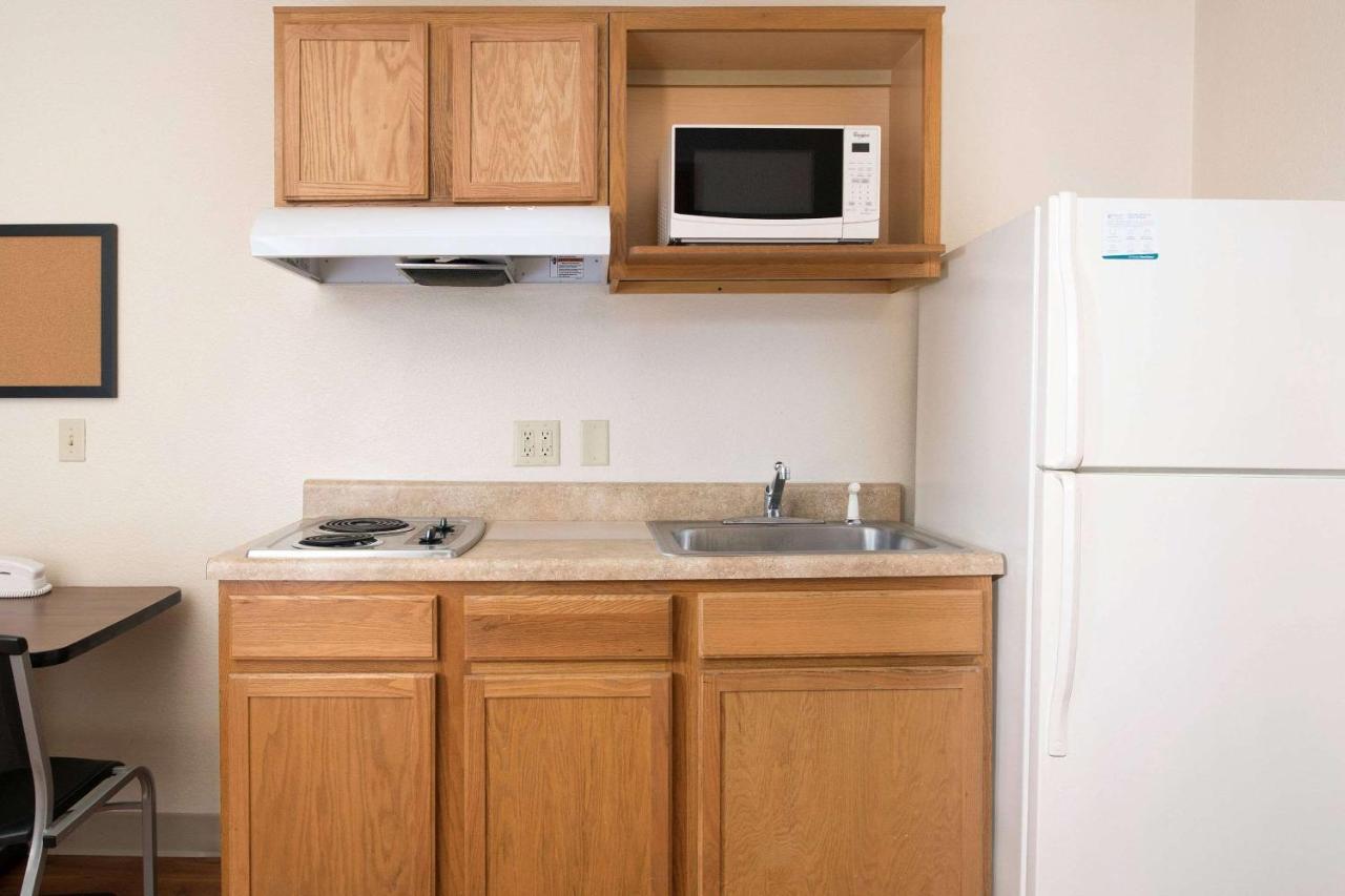 Woodspring Suites Memphis Northeast Exterior photo