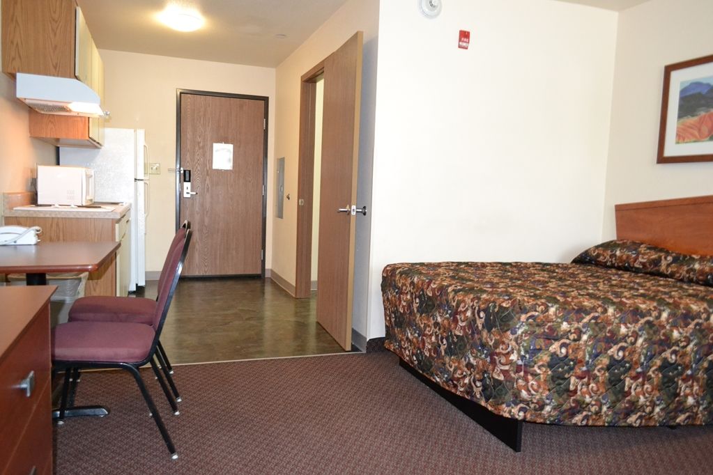 Woodspring Suites Memphis Northeast Room photo